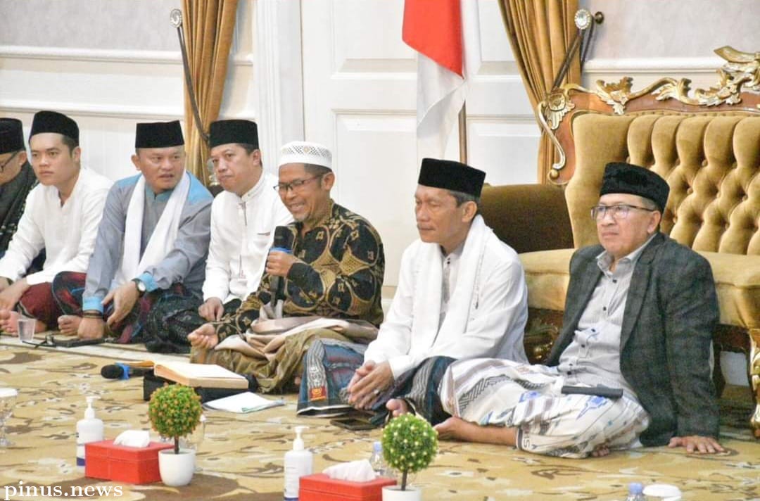 Pengajian Ihya Ulumudin di Pendopo Cianjur Dipenuhi Pejabat dan Warga Masyarakat
