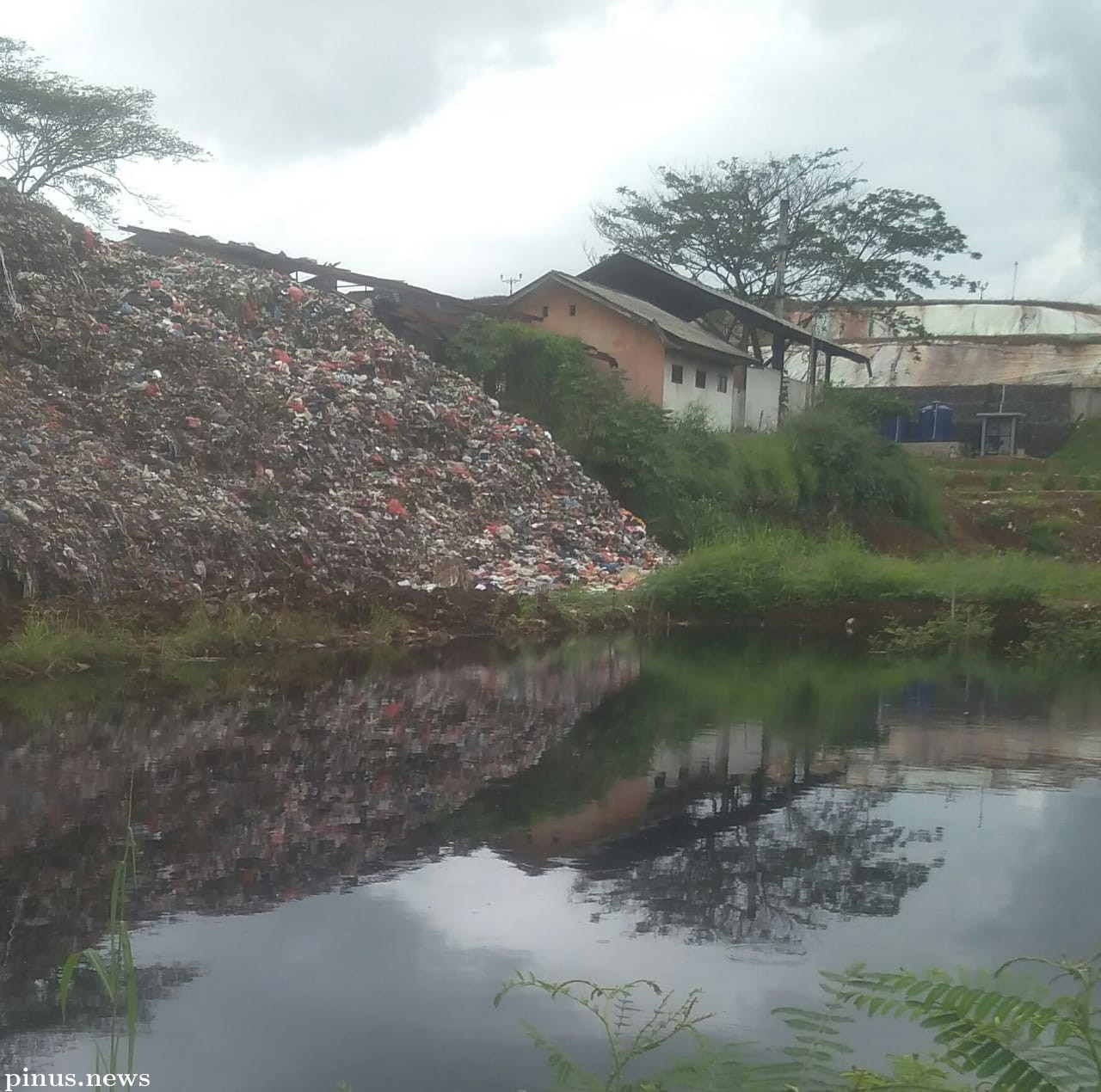 DLH Cianjur Diduga Tidak Mengoperasikan Mesin Pengolahan Sampah, Kerjanya Lamban