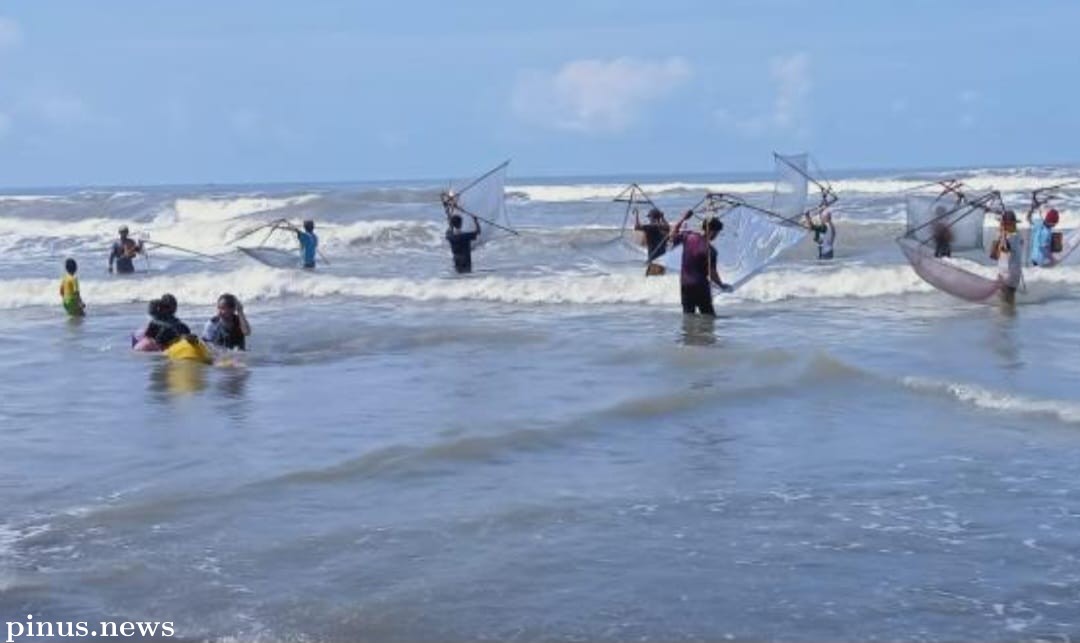 Di Tahun Hijriah Warga Lokal Pantai Apra Tangkap Impun